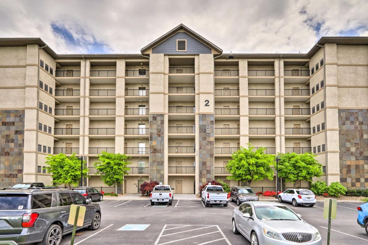 Downtown Pigeon Forge Condo With Pool Access! المظهر الخارجي الصورة